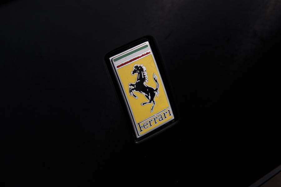  Ferrari 365 GTB/4 Daytona 1973 года  (фото 10 из 26)